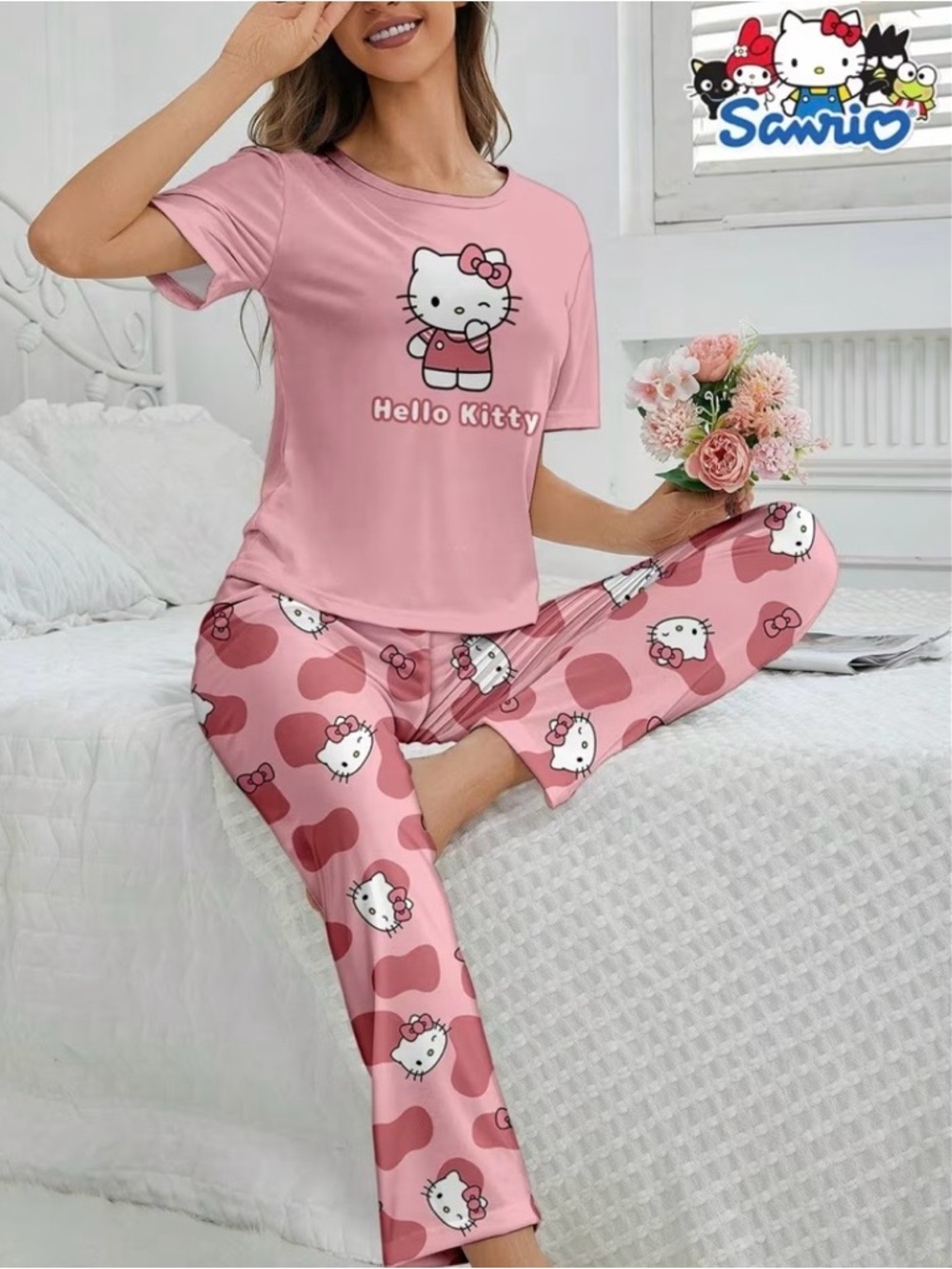 Hello Kitty Pink Short-Sleeve Pajama Set with Printed Pants